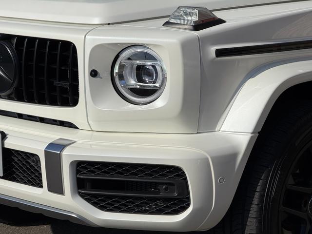 Ｇクラス Ｇ６３　Ｇｍａｎｕｆａｋｔｕｒプログラムプラス　ボディ同色スペアタイヤリング　マットブラック２１インチホイール　チタニウムグレー／ブラックナッパレザーＭＰ４シートＨ　Ｆベンチレーション＆マッサージー（42枚目）