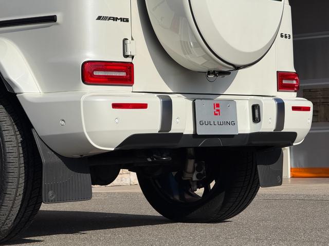 Ｇクラス Ｇ６３　Ｇｍａｎｕｆａｋｔｕｒプログラムプラス　ボディ同色スペアタイヤリング　マットブラック２１インチホイール　チタニウムグレー／ブラックナッパレザーＭＰ４シートＨ　Ｆベンチレーション＆マッサージー（56枚目）
