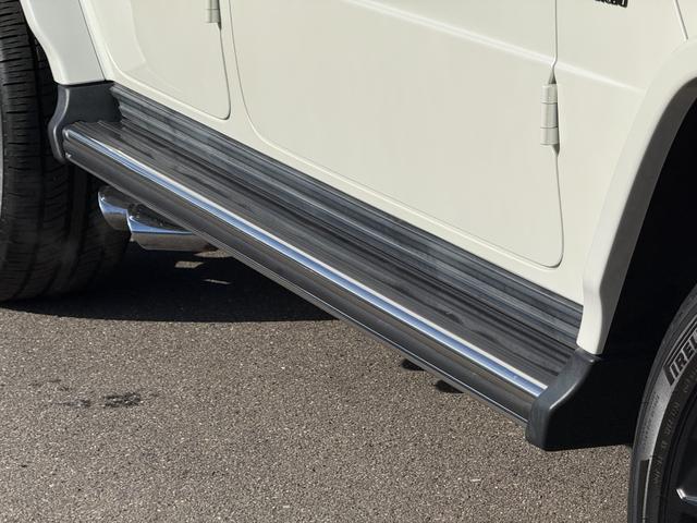 Ｇクラス Ｇ６３　Ｇｍａｎｕｆａｋｔｕｒプログラムプラス　ボディ同色スペアタイヤリング　マットブラック２１インチホイール　チタニウムグレー／ブラックナッパレザーＭＰ４シートＨ　Ｆベンチレーション＆マッサージー（73枚目）