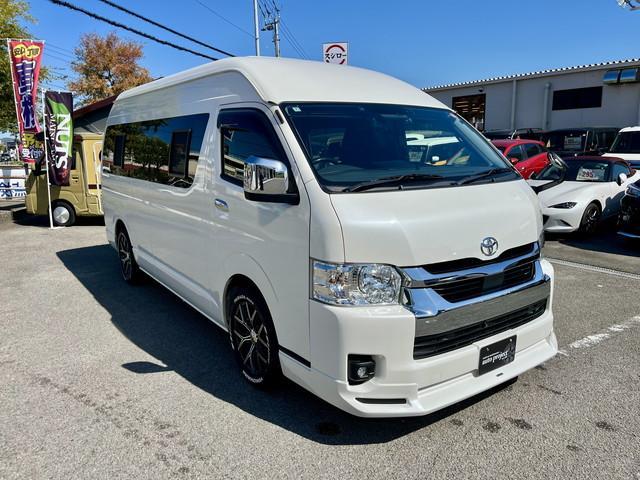 ハイエースバン レクビィ　カントリークラブ　リチウム４００Ａｈ　家庭用エアコン　ソーラーパネル　ＦＦヒーター　マルチルーム　シャワー　温水ボイラー　１９インチテレビ　冷蔵庫　電子レンジ　２段ベッド　マックスファン　モデリスタエアロ　全方位カメラ（3枚目）