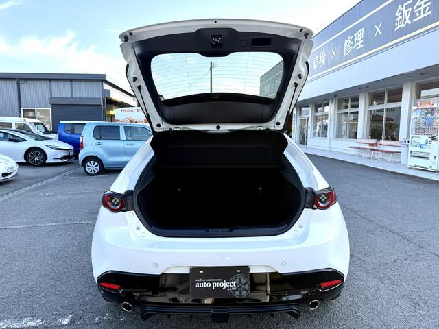 ＭＡＺＤＡ３ファストバック ＸＤバーガンディ　セレクション　全国１年保証付き　純正ナビ　フルセグＴＶ　Ｂｌｕｅｔｏｏｔｈ　　ＥＴＣ　バックモニター　電子パーキング　ＢＯＳＥサウンドシステム　ＬＥＤオートヘッドライト　クルコン　パワーシート（19枚目）