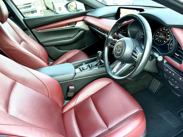 ＭＡＺＤＡ３ファストバック ＸＤバーガンディ　セレクション　全国１年保証付き　純正ナビ　フルセグＴＶ　Ｂｌｕｅｔｏｏｔｈ　　ＥＴＣ　バックモニター　電子パーキング　ＢＯＳＥサウンドシステム　ＬＥＤオートヘッドライト　クルコン　パワーシート（29枚目）