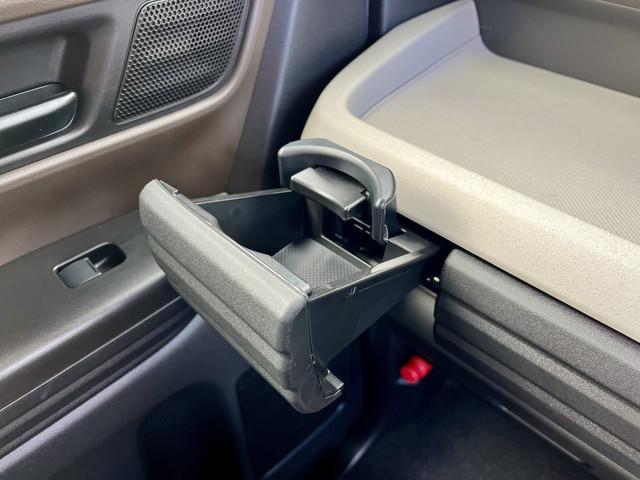 スペーシア ハイブリッドＧ　ステアリングリモコン　オートライト　オートエアコン　スマートキー（47枚目）