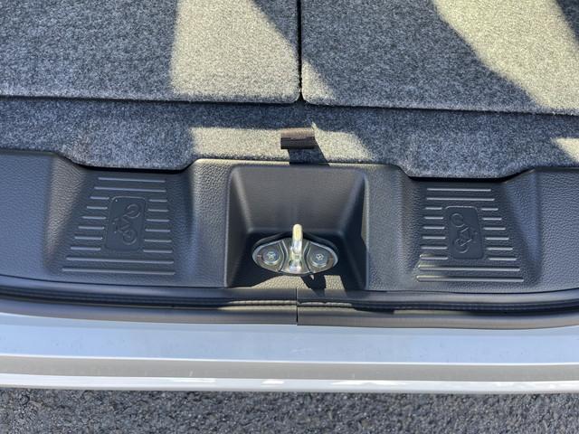 スペーシアカスタム ハイブリッドＸＳ　純正９インチナビ　フルセグ　Ｂｌｕｅｔｏｏｔｈ　全方位カメラ　両側パワースライドドア　ステアリングスイッチ　クルコン　前席シートヒーター　ステアリングヒーター　サーキュレーター（17枚目）