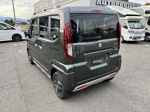 スペーシアギア ハイブリッドＸＺ　純正９インチナビ　フルセグ　全方位モニター　Ｂｌｕｅｔｏｏｔｈ　クルコン　シートヒーター　ステアリングヒーター　両側パワースライドドア　ヘッドアップディスプレイ　オートエアコン（9枚目）