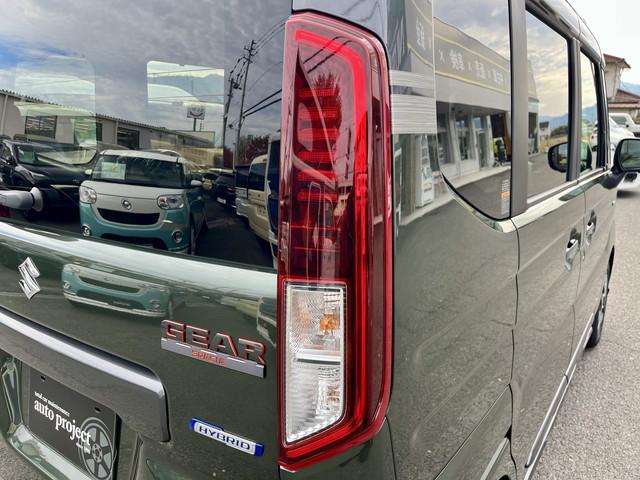 スペーシアギア ハイブリッドＸＺ　純正９インチナビ　フルセグ　全方位モニター　Ｂｌｕｅｔｏｏｔｈ　クルコン　シートヒーター　ステアリングヒーター　両側パワースライドドア　ヘッドアップディスプレイ　オートエアコン（12枚目）