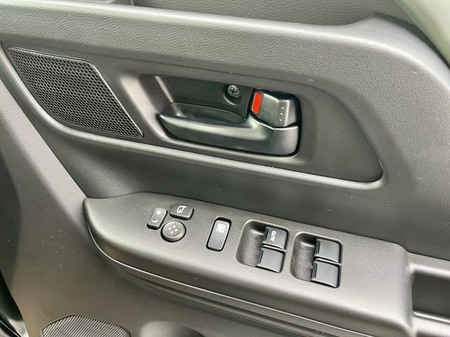 スペーシアギア ハイブリッドＸＺ　純正９インチナビ　フルセグ　全方位モニター　Ｂｌｕｅｔｏｏｔｈ　クルコン　シートヒーター　ステアリングヒーター　両側パワースライドドア　ヘッドアップディスプレイ　オートエアコン（53枚目）