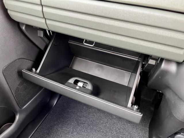 スペーシアギア ハイブリッドＸＺ　純正９インチナビ　フルセグ　全方位モニター　Ｂｌｕｅｔｏｏｔｈ　クルコン　シートヒーター　ステアリングヒーター　両側パワースライドドア　ヘッドアップディスプレイ　オートエアコン（56枚目）