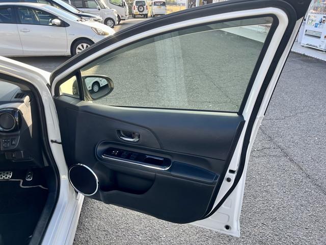 アクア G G’s 全国1年保証付き 純正7インチナビ フルセグ Bluetooth スマートキー プッシュスタート バックモニター ETC 前後ドラレコ クルコン ETC 純正17インチアルミホイール(21枚目)