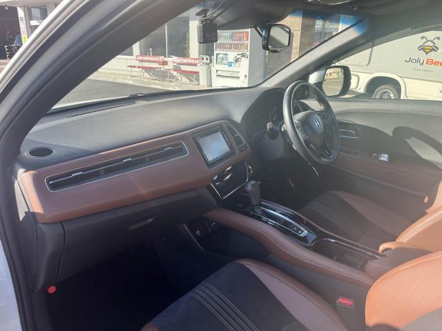 ヴェゼル ツーリング・ホンダセンシング 全国1年保証付き 純正7インチナビ フルセグ Bluetooth バックカメラ ETC 前後ドラレコ クルコン シートヒーター ハーフレザーシート 純正18インチアルミホイール LEDヘッドライト(10枚目)