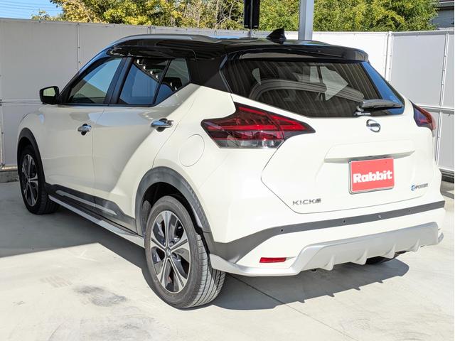 キックス Ｘ　９インチナビ・全方位モニター・ＥＴＣ・デジタルインナーミラー・前方ドライブレコーダー・アダプティブクルーズコントロール・ワンオーナー・純正アルミホイール（9枚目）