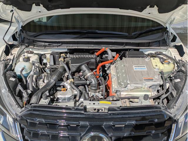 キックス Ｘ　９インチナビ・全方位モニター・ＥＴＣ・デジタルインナーミラー・前方ドライブレコーダー・アダプティブクルーズコントロール・ワンオーナー・純正アルミホイール（17枚目）