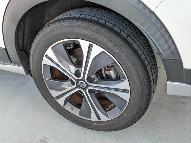 キックス Ｘ　９インチナビ・全方位モニター・ＥＴＣ・デジタルインナーミラー・前方ドライブレコーダー・アダプティブクルーズコントロール・ワンオーナー・純正アルミホイール（23枚目）