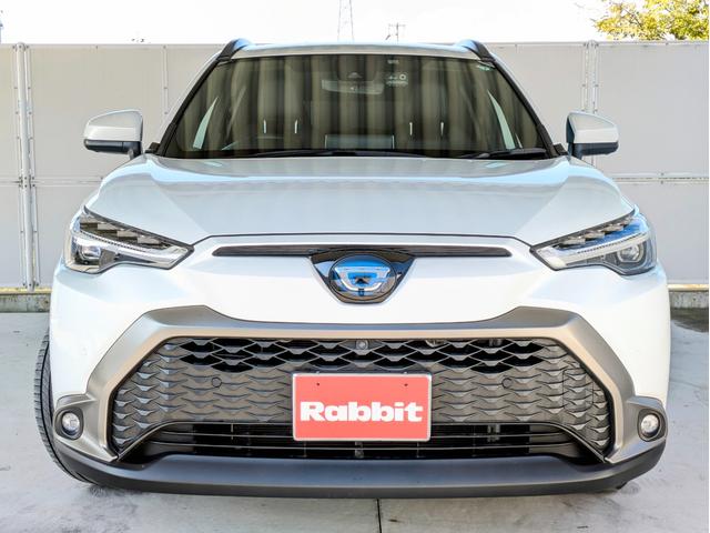 カローラクロス ハイブリッド Z 4WD・純正ナビ・全方位モニター・ETC・前後ドライブレコーダー・パワーバックドア・デュアルエアコン・社外ドリンクホルダー・純正アルミホイール・アダプティブクルーズコントロール(2枚目)