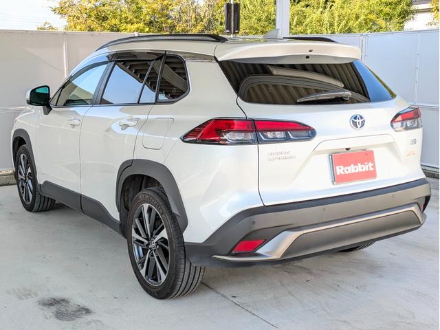 カローラクロス ハイブリッド Z 4WD・純正ナビ・全方位モニター・ETC・前後ドライブレコーダー・パワーバックドア・デュアルエアコン・社外ドリンクホルダー・純正アルミホイール・アダプティブクルーズコントロール(9枚目)