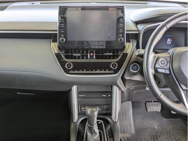 カローラクロス ハイブリッド Z 4WD・純正ナビ・全方位モニター・ETC・前後ドライブレコーダー・パワーバックドア・デュアルエアコン・社外ドリンクホルダー・純正アルミホイール・アダプティブクルーズコントロール(16枚目)