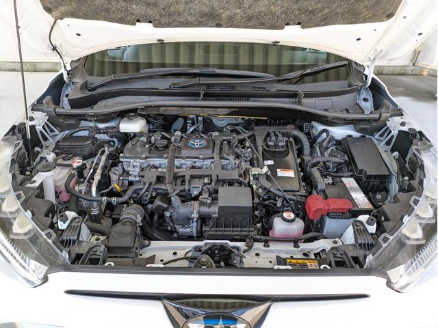 カローラクロス ハイブリッド Z 4WD・純正ナビ・全方位モニター・ETC・前後ドライブレコーダー・パワーバックドア・デュアルエアコン・社外ドリンクホルダー・純正アルミホイール・アダプティブクルーズコントロール(17枚目)