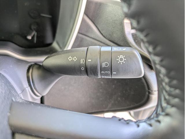 カローラクロス ハイブリッド Z 4WD・純正ナビ・全方位モニター・ETC・前後ドライブレコーダー・パワーバックドア・デュアルエアコン・社外ドリンクホルダー・純正アルミホイール・アダプティブクルーズコントロール(49枚目)