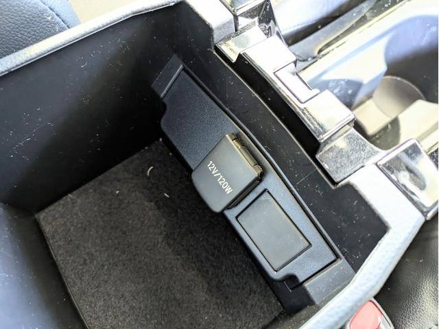 カローラクロス ハイブリッド Z 4WD・純正ナビ・全方位モニター・ETC・前後ドライブレコーダー・パワーバックドア・デュアルエアコン・社外ドリンクホルダー・純正アルミホイール・アダプティブクルーズコントロール(55枚目)