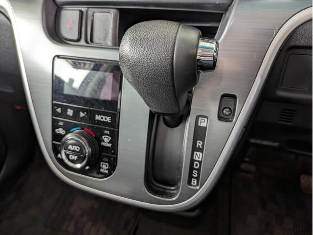 【シフトノブ】大きな破れやスレなどはございません。