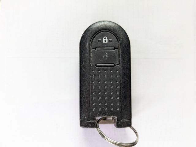 【鍵】多少の小傷や文字禿げがありますが、使用に支障はございません。