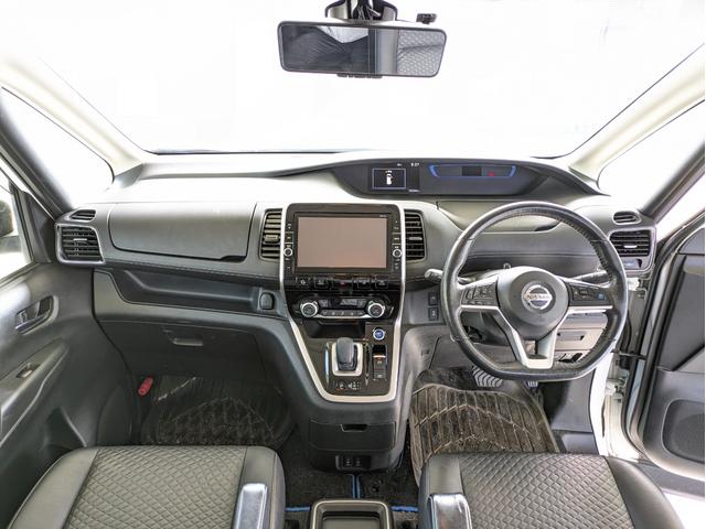 セレナ ｅ－パワー　ハイウェイスターＶ　９インチナビ・全方位モニター・ＥＴＣ・デジタルインナーミラー・プロパイロット・前方ドライブレコーダー・ハンドルヒーター・運転席＆助手席シートヒーター・純正アルミホイール（29枚目）