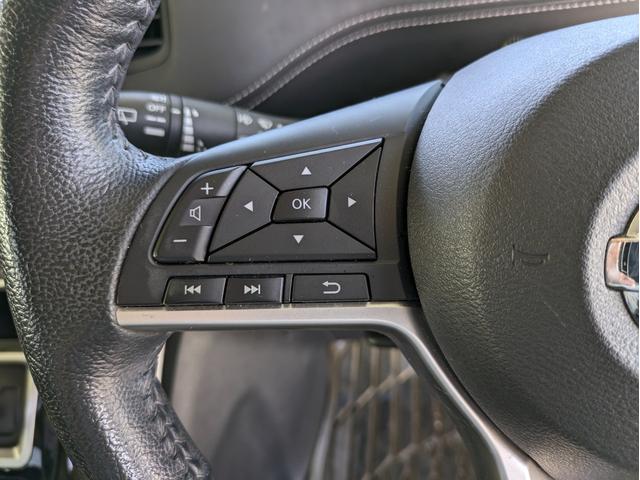 セレナ ｅ－パワー　ハイウェイスターＶ　９インチナビ・全方位モニター・ＥＴＣ・デジタルインナーミラー・プロパイロット・前方ドライブレコーダー・ハンドルヒーター・運転席＆助手席シートヒーター・純正アルミホイール（51枚目）