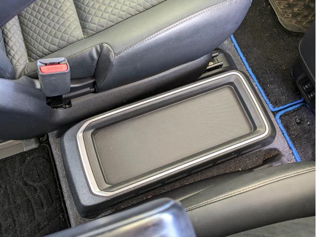 セレナ ｅ－パワー　ハイウェイスターＶ　９インチナビ・全方位モニター・ＥＴＣ・デジタルインナーミラー・プロパイロット・前方ドライブレコーダー・ハンドルヒーター・運転席＆助手席シートヒーター・純正アルミホイール（59枚目）