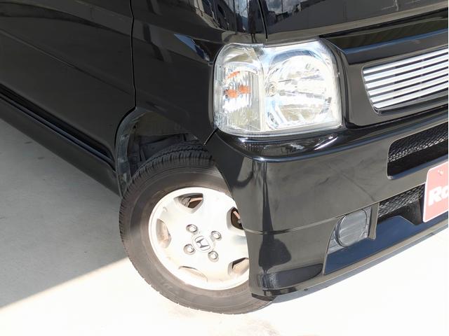 展示場には随時５０台以上の選りすぐりのお車を展示しております。