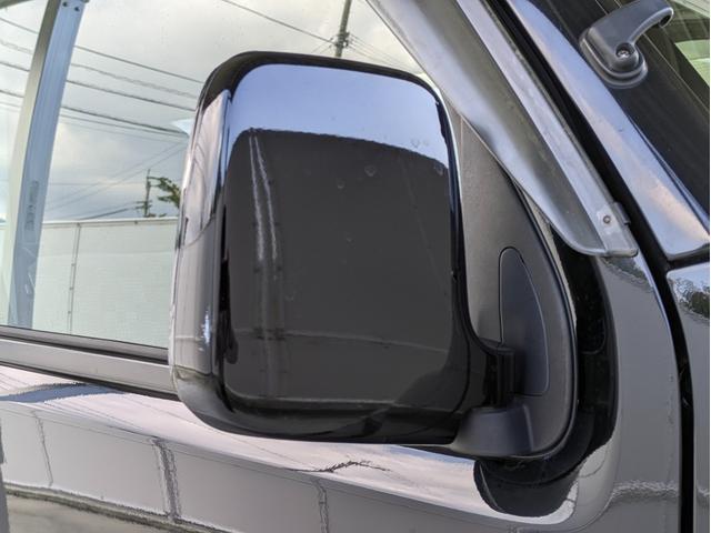 【ドアミラーカバー】多少の小傷はありますが目立った大きな傷はございません。