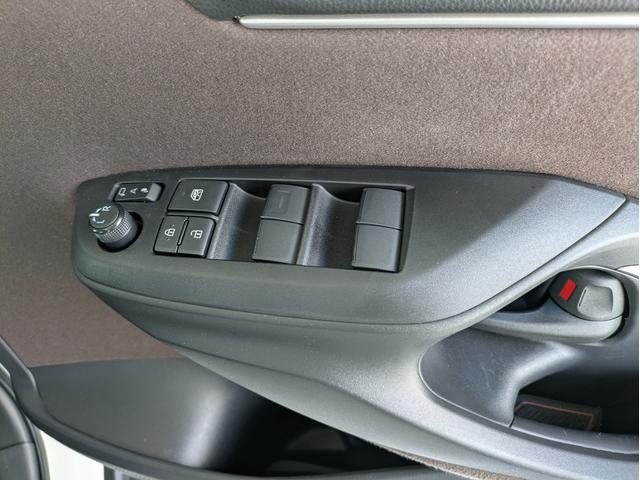 ヤリスクロス ハイブリッドZ 純正9インチナビ・バックカメラ・ETC・前後ドライブレコーダー・ワンオーナー・アダプティブクルーズコントロール・運転席&助手席シートヒーター・ブラインドスポットモニター(40枚目)