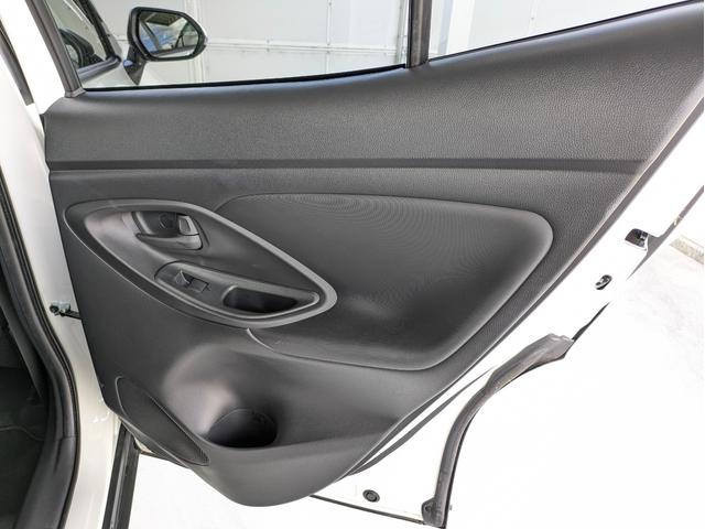 ヤリスクロス ハイブリッドZ 純正9インチナビ・バックカメラ・ETC・前後ドライブレコーダー・ワンオーナー・アダプティブクルーズコントロール・運転席&助手席シートヒーター・ブラインドスポットモニター(41枚目)