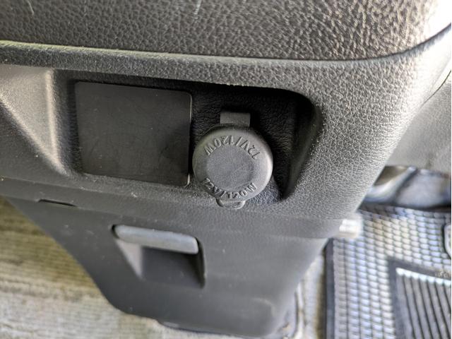 スペーシアカスタム ＸＳリミテッド　７インチナビ・ＥＴＣ・前方ドライブレコーダー・運転席＆助手席シートヒーター・純正アルミホイール・ＨＩＤヘッドライト・ハーフレザーシート・オートライト・フォグライト（49枚目）