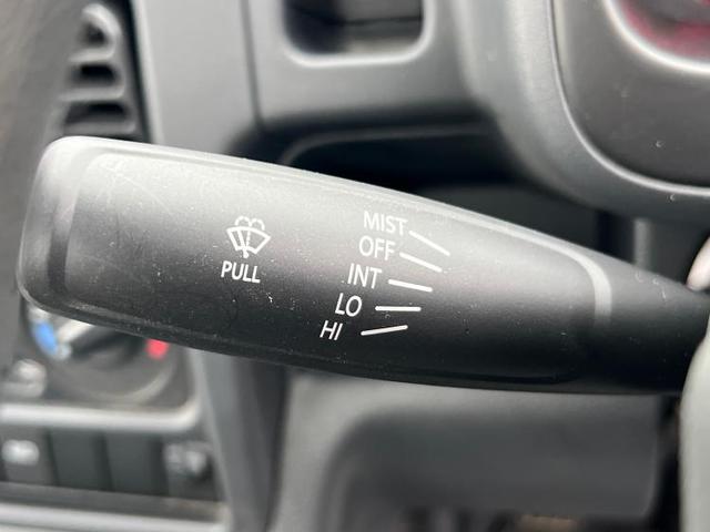 4WD KC ABS/エアバッグ 運転席/エアバッグ 助手席/衝突安全ボディ/パワーステアリング/禁煙車/4WD/マニュアルエアコン/最大積載量350kg/デュアルエアバッグ/アクセサリーソケット/間欠ワイパー(14枚目)