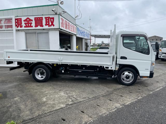 　３０００ｃｃ　標準ロング　ロング　３ｔ　３トン　５速　５ＭＴ　荷台内寸長さ４３５幅１８０　平ボディ　荷台鉄板張り　ＥＴＣ　電動格納ミラー　ナビ　　パワーウインドウ　外装仕上げ済み　２ｔ　２トン(4枚目)