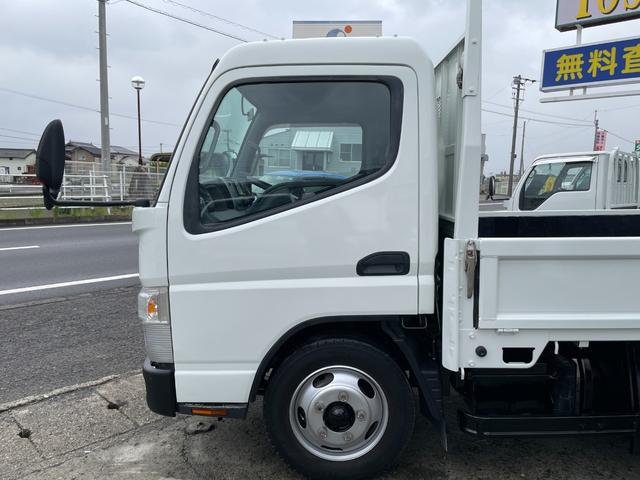 キャンター 　３０００ｃｃ　標準ロング　ロング　３ｔ　３トン　５速　５ＭＴ　荷台内寸長さ４３５幅１８０　平ボディ　荷台鉄板張り　ＥＴＣ　電動格納ミラー　ナビ　　パワーウインドウ　外装仕上げ済み　２ｔ　２トン（15枚目）