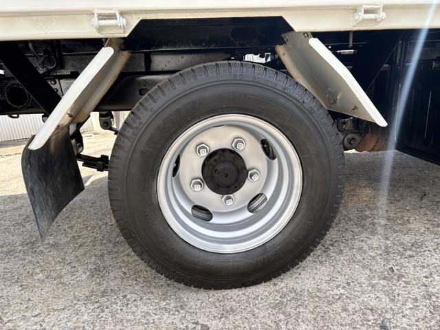 デュトロ 　４０００ｃｃ　２ｔ　２トン　ダンプ　電動コボレーン　走行８３０００Ｋ　５速　５ＭＴ　パワーウインドウ　極東ダンプ　内外装仕上げ済み　ディーゼル　積載２０００Ｋｇ（45枚目）