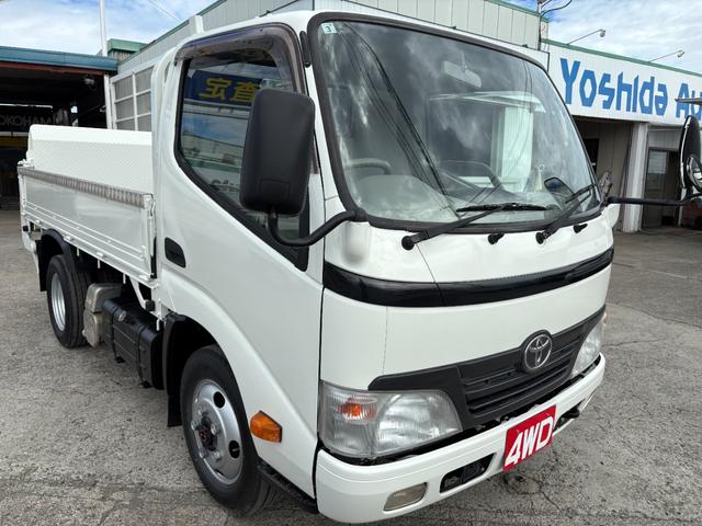 ダイナトラック 　４０００ｃｃ　２ｔ　２トン　平ボディ　高床　４ＷＤ　アーム式パワーゲート付　ウインチ付き　５速　５ＭＴ　走行７４０００Ｋ　荷台内寸３００×１６０　Ｐ／Ｇ昇降荷台寸法６８×１４２　内外装仕上げ済み（5枚目）