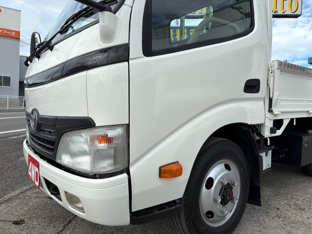ダイナトラック 　４０００ｃｃ　２ｔ　２トン　平ボディ　高床　４ＷＤ　アーム式パワーゲート付　ウインチ付き　５速　５ＭＴ　走行７４０００Ｋ　荷台内寸３００×１６０　Ｐ／Ｇ昇降荷台寸法６８×１４２　内外装仕上げ済み（17枚目）