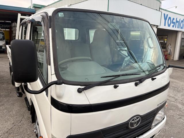 トヨエース 　４０００ｃｃ　２ｔ　２トン　Ｗキャブロング　ダブルキャブ　６速　６ＭＴ　標準ロング　ディーゼル　６人乗り　３ペダル　内外装仕上げ済み　走行７２５００Ｋ（14枚目）