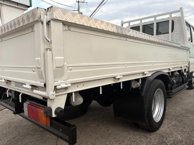 トヨエース 　４０００ｃｃ　２ｔ　２トン　Ｗキャブロング　ダブルキャブ　６速　６ＭＴ　標準ロング　ディーゼル　６人乗り　３ペダル　内外装仕上げ済み　走行７２５００Ｋ（31枚目）