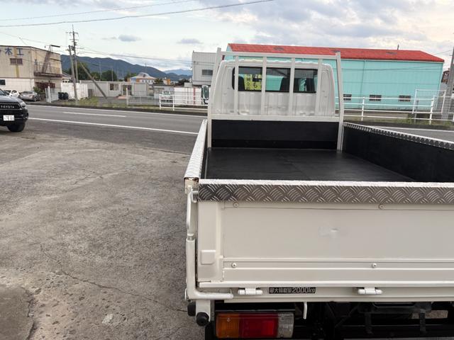 トヨエース 　４０００ｃｃ　２ｔ　２トン　Ｗキャブロング　ダブルキャブ　６速　６ＭＴ　標準ロング　ディーゼル　６人乗り　３ペダル　内外装仕上げ済み　走行７２５００Ｋ（40枚目）
