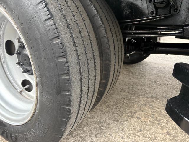 トヨエース 　４０００ｃｃ　２ｔ　２トン　Ｗキャブロング　ダブルキャブ　６速　６ＭＴ　標準ロング　ディーゼル　６人乗り　３ペダル　内外装仕上げ済み　走行７２５００Ｋ（44枚目）