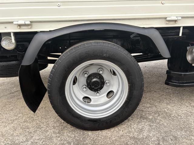 トヨエース 　４０００ｃｃ　２ｔ　２トン　Ｗキャブロング　ダブルキャブ　６速　６ＭＴ　標準ロング　ディーゼル　６人乗り　３ペダル　内外装仕上げ済み　走行７２５００Ｋ（45枚目）