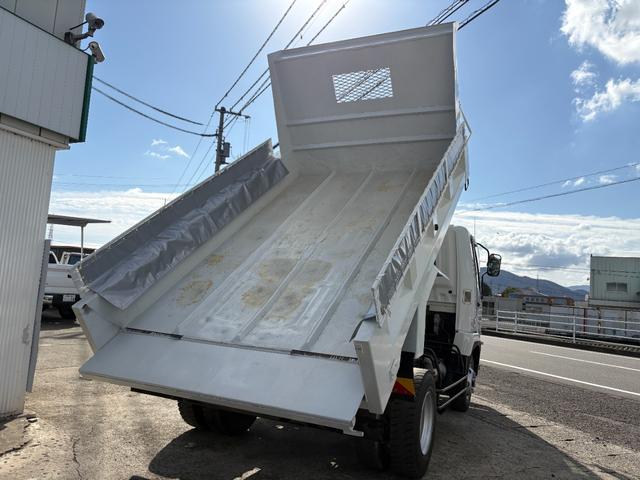 ファイター  4890cc 3.65t 3.65トン ダンプ 6速 6MT Lゲート コボレーン付 内外装仕上げ済み 積載量3650Kg 3人乗り 3ペダル(63枚目)