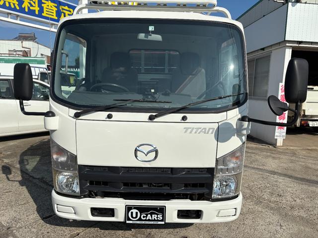 タイタントラック  2990cc 2t平ボディ 2トン ワイドロング パワーウインドウ 走行54000K 5速 5MT 荷台内寸437×180 内外装仕上げ済み(12枚目)