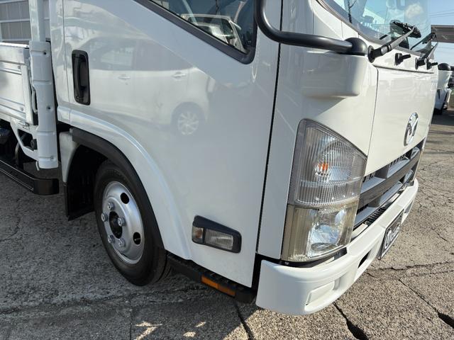 タイタントラック  2990cc 2t平ボディ 2トン ワイドロング パワーウインドウ 走行54000K 5速 5MT 荷台内寸437×180 内外装仕上げ済み(19枚目)