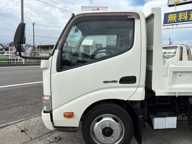 デュトロ 4000cc 2t 2トン 三転ダンプ 走行62000K ディーゼル AT オートマ パワーウインドウ 内外装仕上げ済み 2トンダンプ 3人乗り(17枚目)