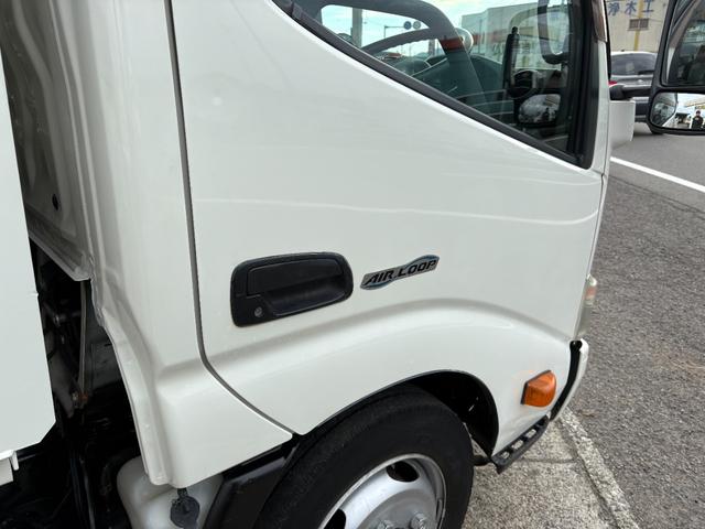 デュトロ 4000cc 2t 2トン 三転ダンプ 走行62000K ディーゼル AT オートマ パワーウインドウ 内外装仕上げ済み 2トンダンプ 3人乗り(19枚目)