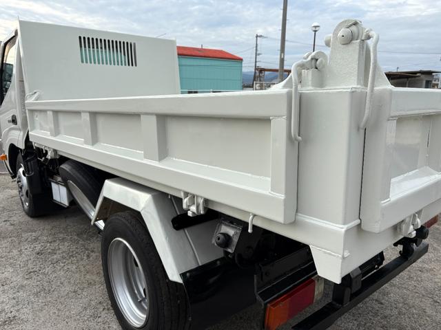 デュトロ 4000cc 2t 2トン 三転ダンプ 走行62000K ディーゼル AT オートマ パワーウインドウ 内外装仕上げ済み 2トンダンプ 3人乗り(25枚目)
